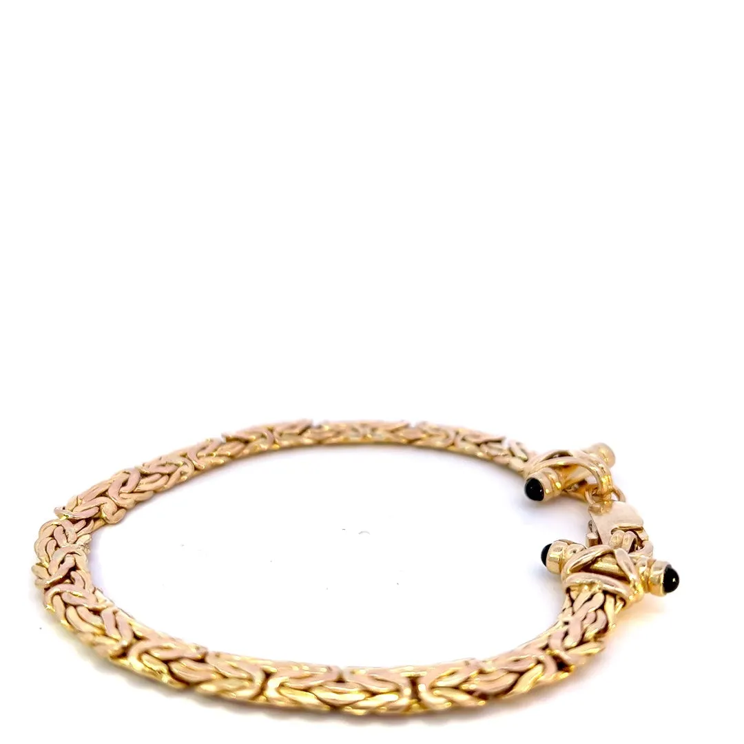 An Exquisite Yellow Gold Fancy Link Bracelet