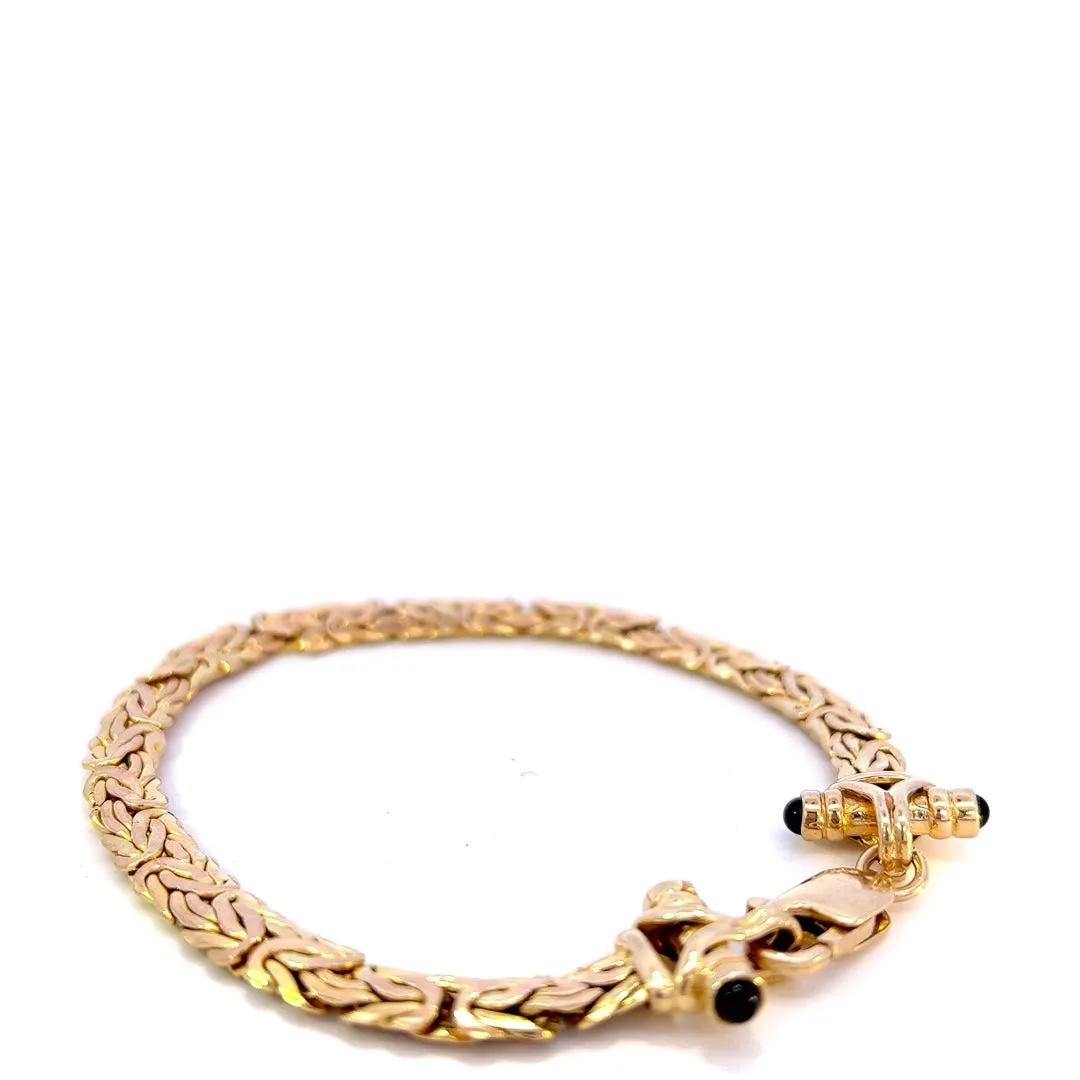 An Exquisite Yellow Gold Fancy Link Bracelet