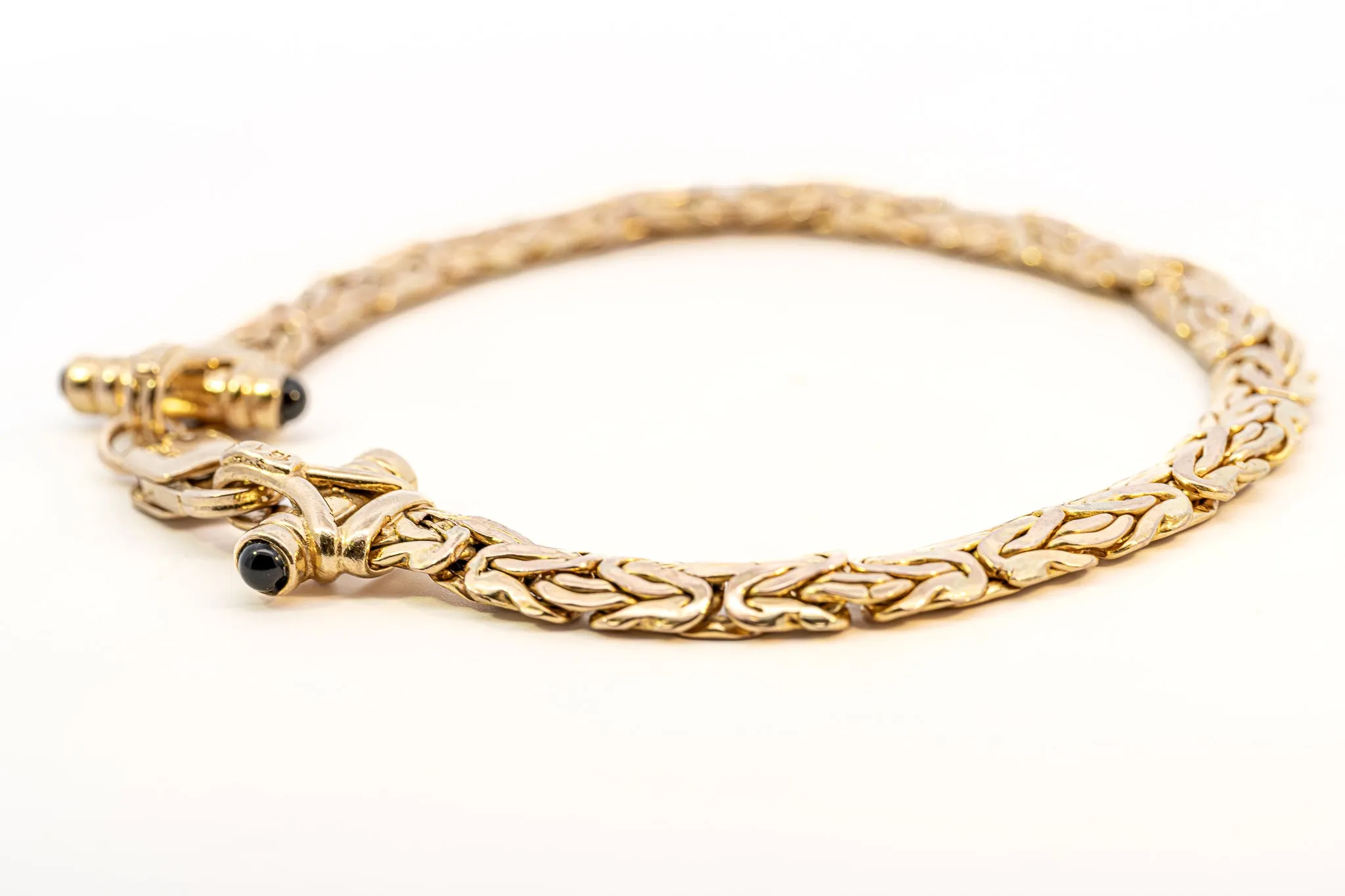 An Exquisite Yellow Gold Fancy Link Bracelet