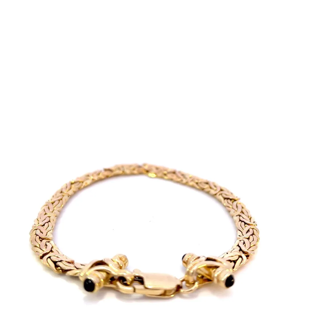 An Exquisite Yellow Gold Fancy Link Bracelet