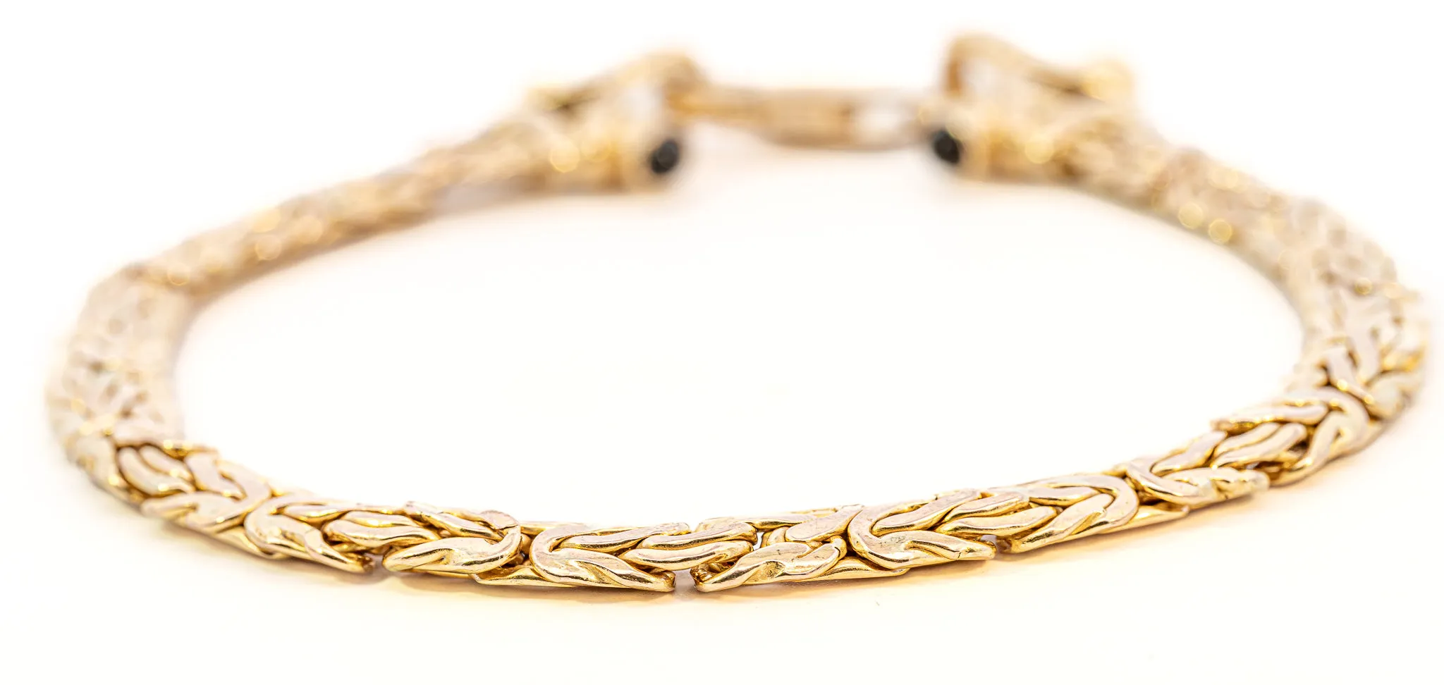 An Exquisite Yellow Gold Fancy Link Bracelet