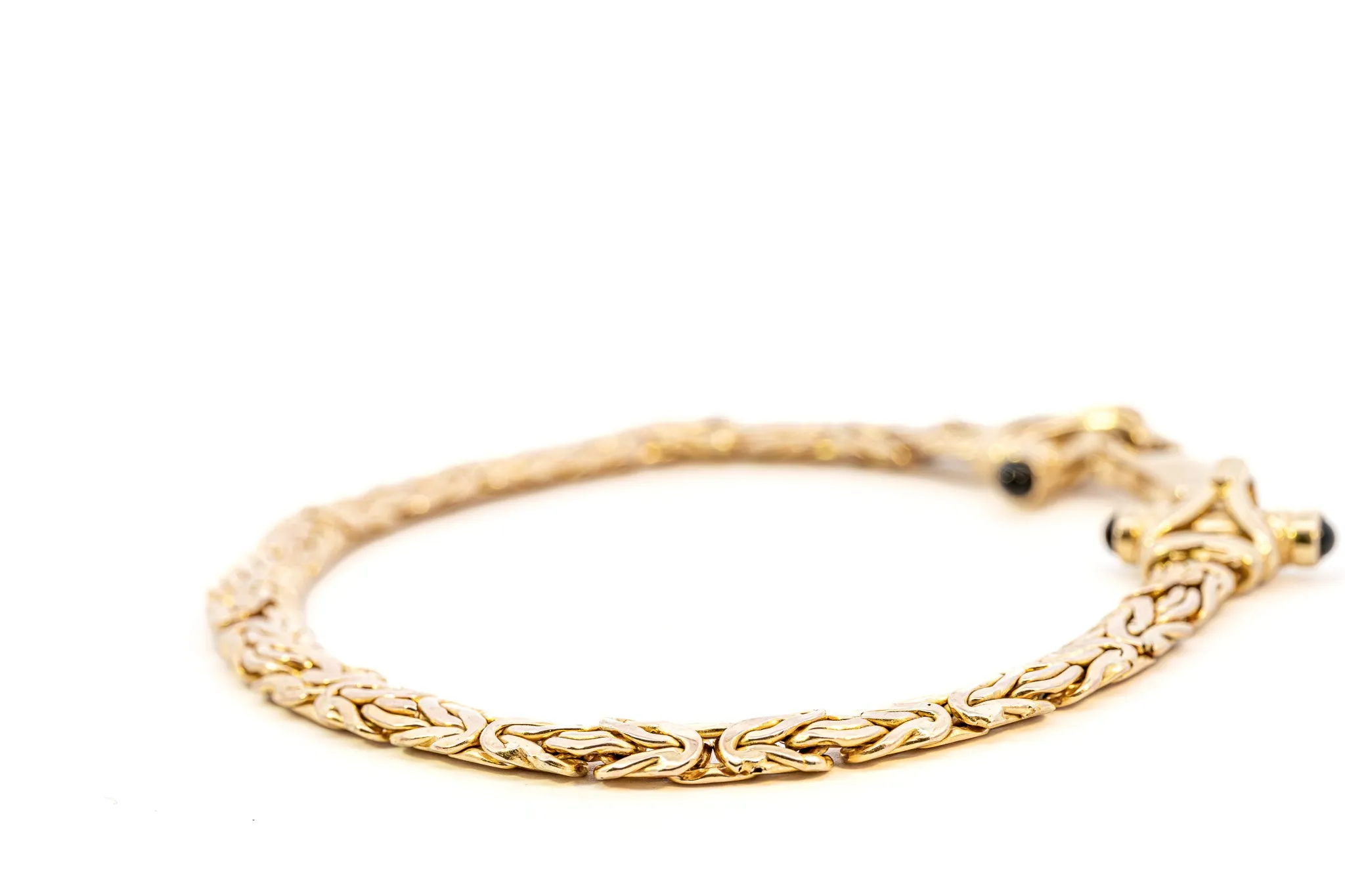 An Exquisite Yellow Gold Fancy Link Bracelet