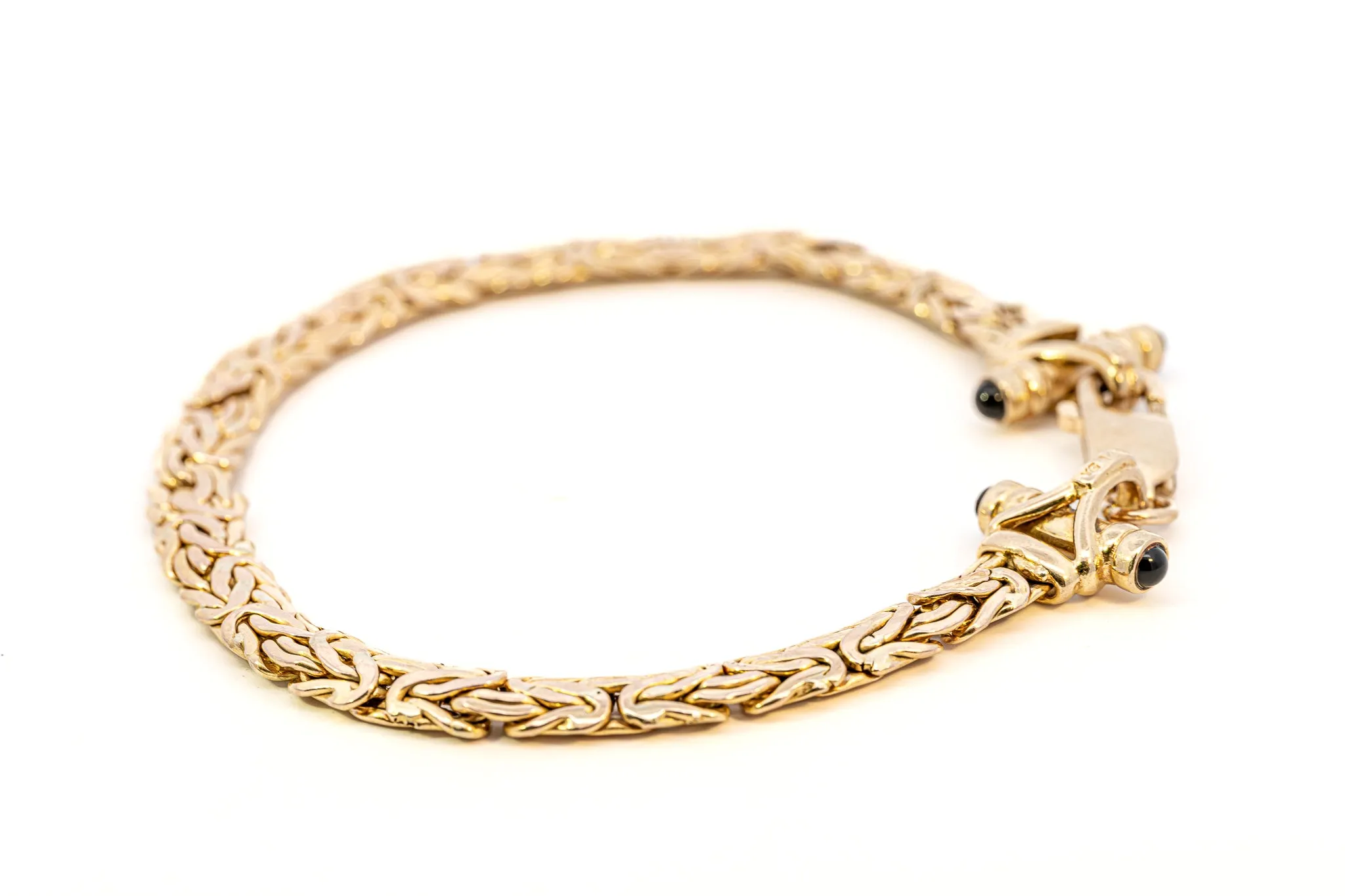 An Exquisite Yellow Gold Fancy Link Bracelet