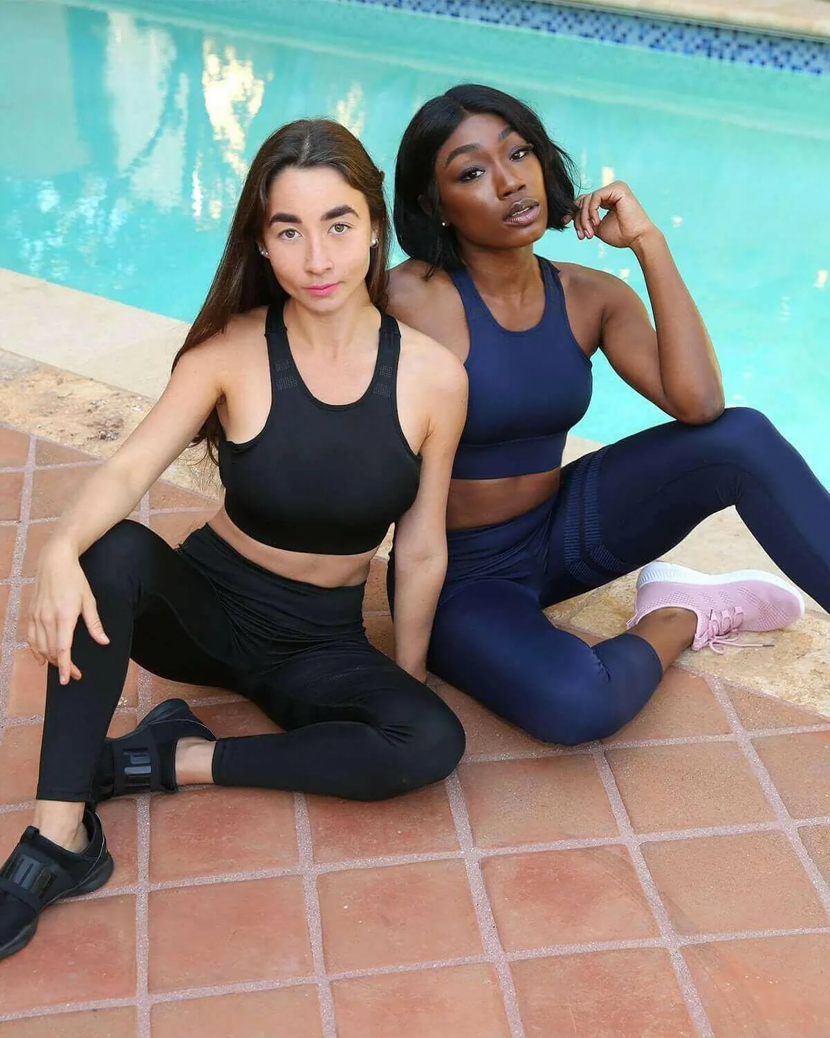 Ashton Set - Sports Bra & Leggings - Navy Blue