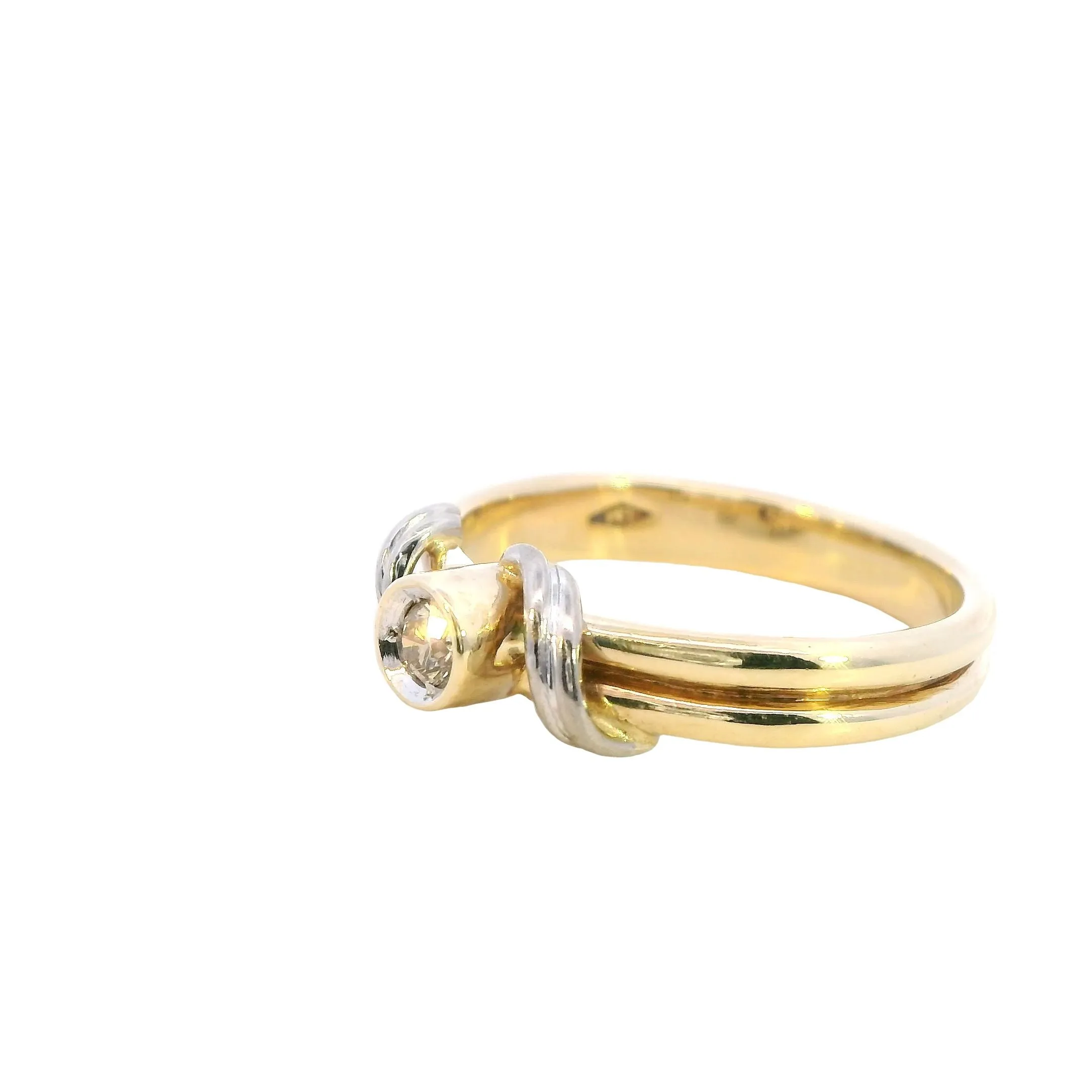 Exquisite 9ct Yellow & White Gold Diamond Ring