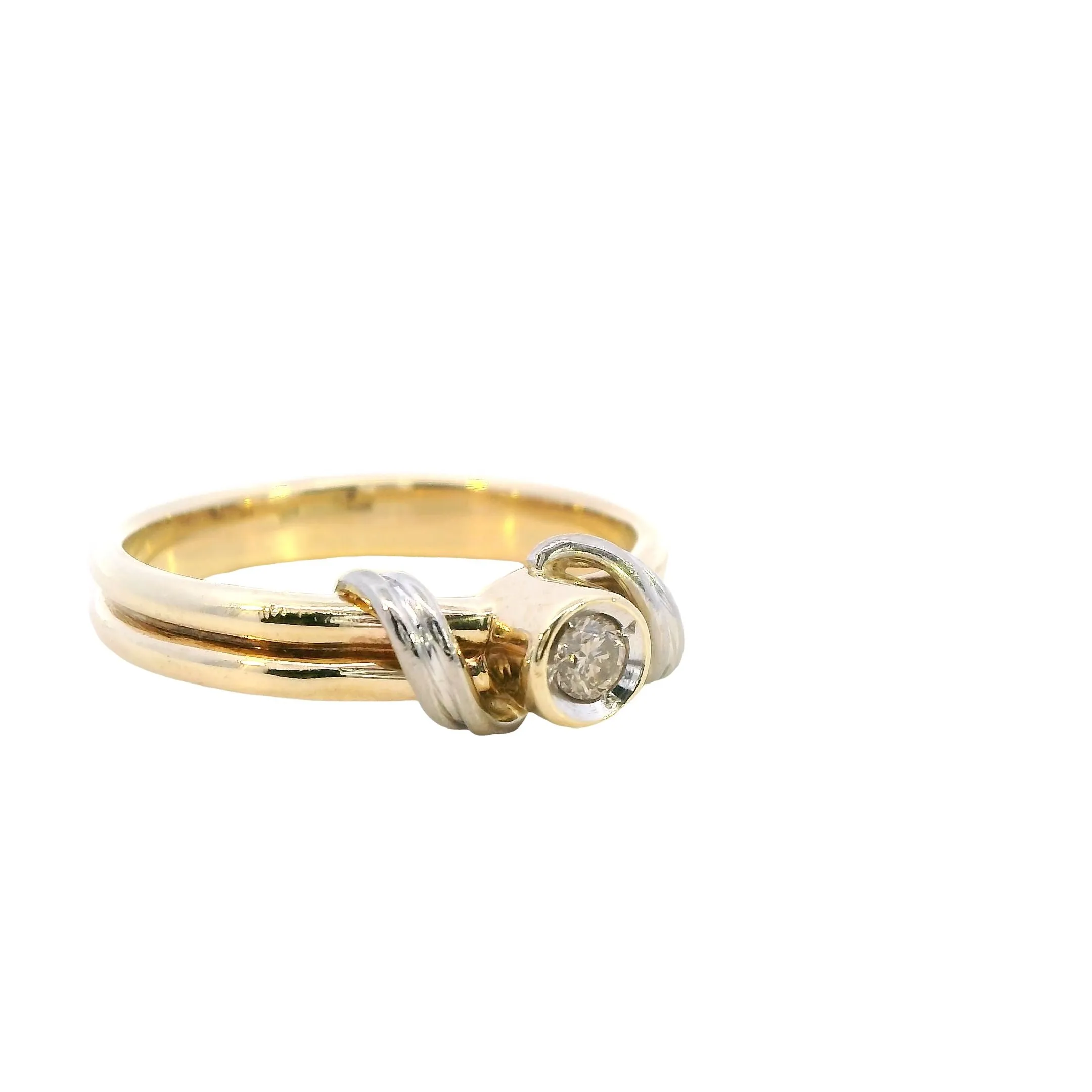 Exquisite 9ct Yellow & White Gold Diamond Ring