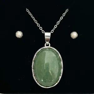 GREEN AVENTURINE EXQUISITE PENDANT ONLY - FREE CHAIN & EARRINGS