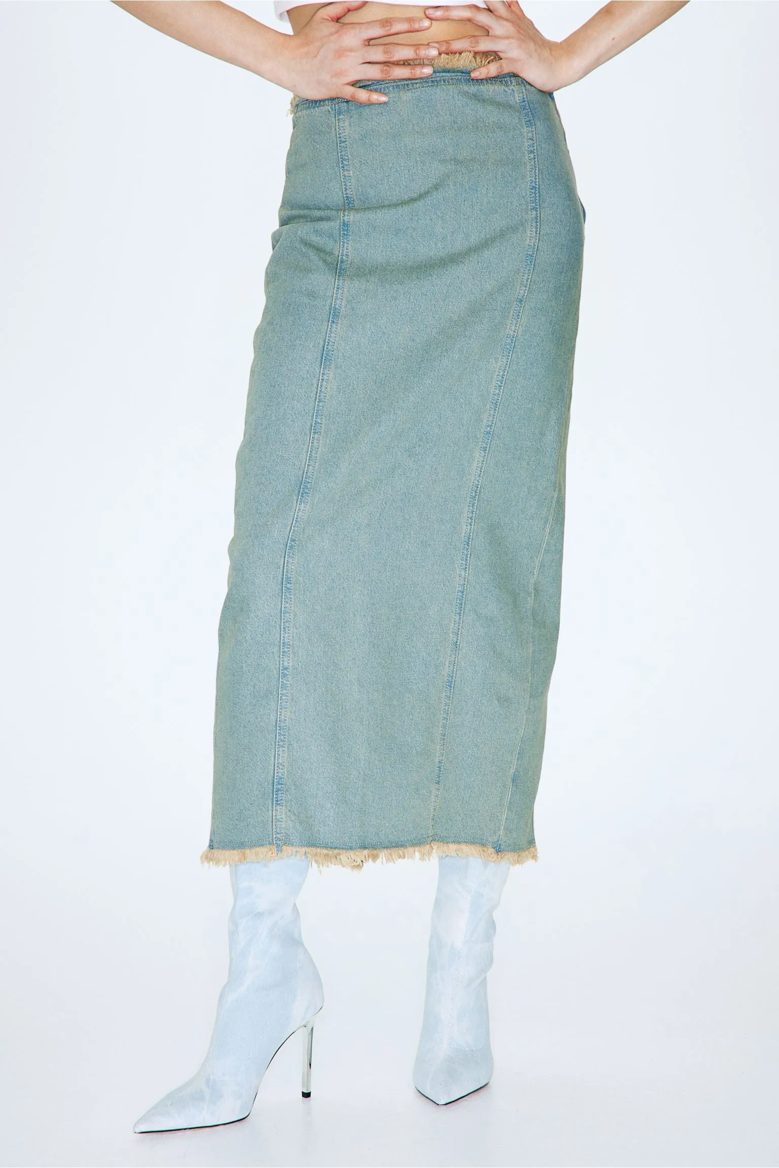 H&M Raw-edged denim skirt, light blue