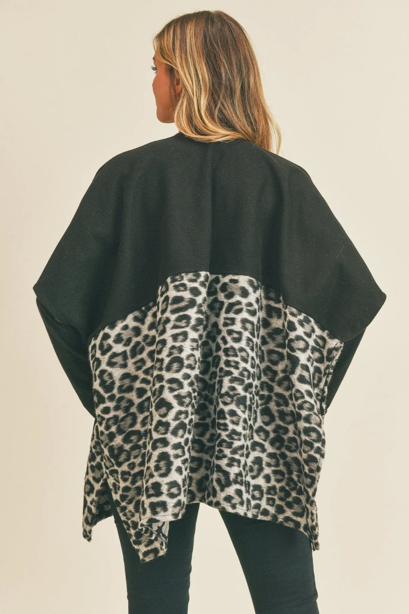 MS0260 Sienna Leopard Knit Kimono With Pockets